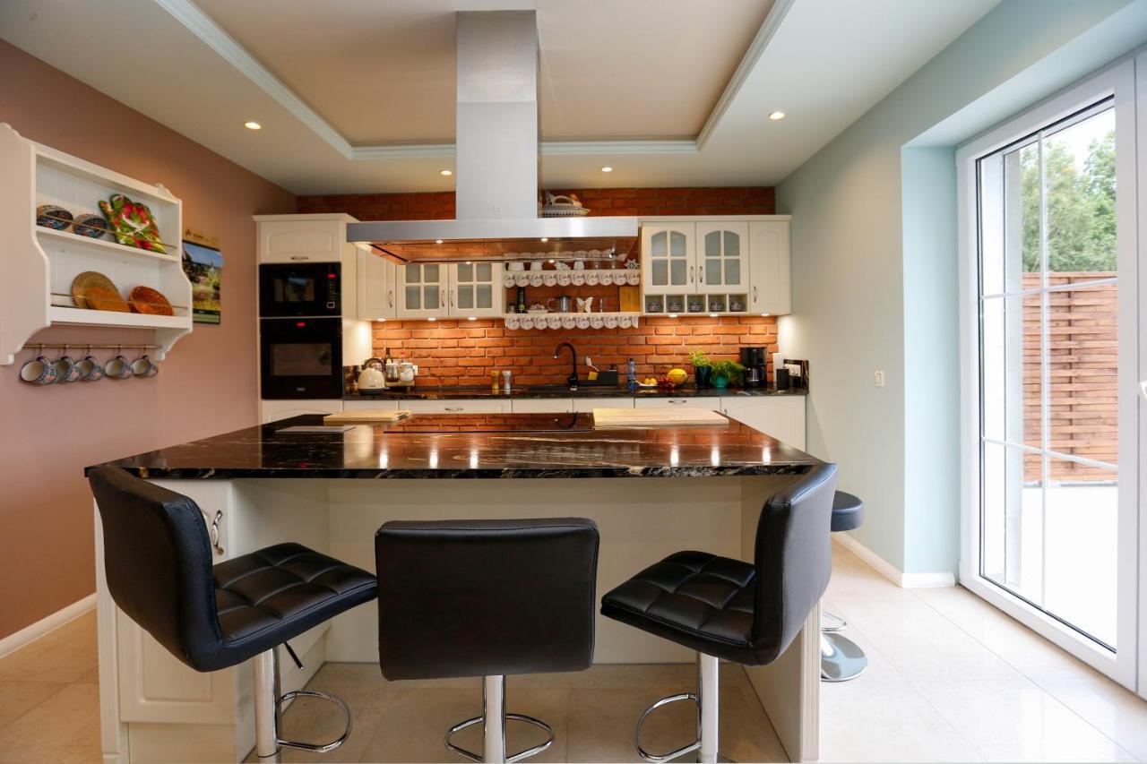 Iseroase House Deluxe Pobiedna Zewnętrze zdjęcie