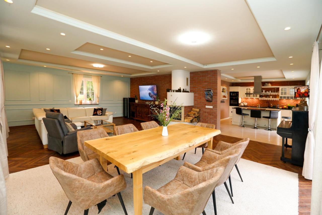 Iseroase House Deluxe Pobiedna Zewnętrze zdjęcie